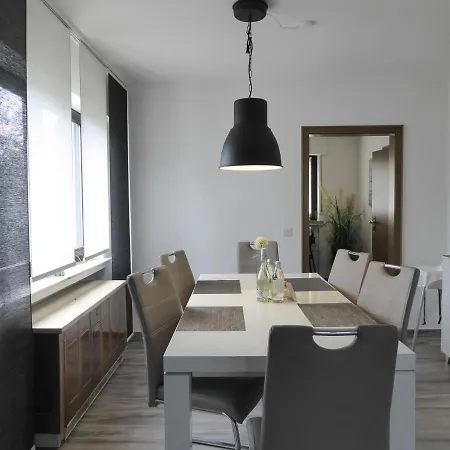 Vakantiehuis Happyness 6 Personen *